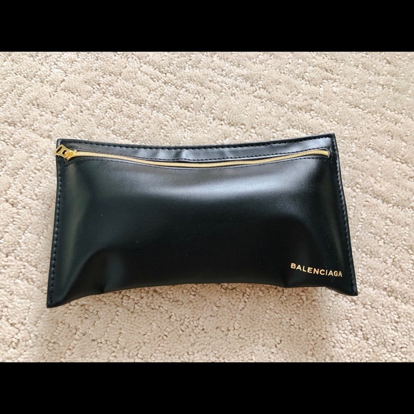 Balenciaga Black Oversized Sunglasses BA0009 01B - Picture 14 of 14